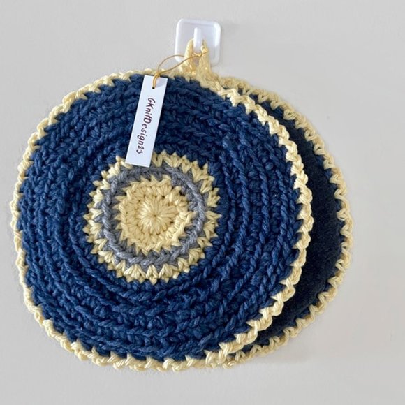 Crochet Pot Holders, Handmade Affordable Gift, Crochet Pot Holder, Kitchen Decor - Picture 5 of 6